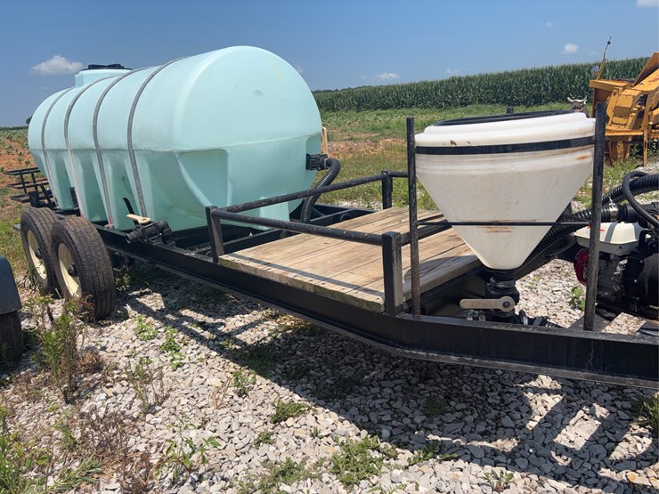 1000-gallon-nurse-tank-and-trailer-image-7