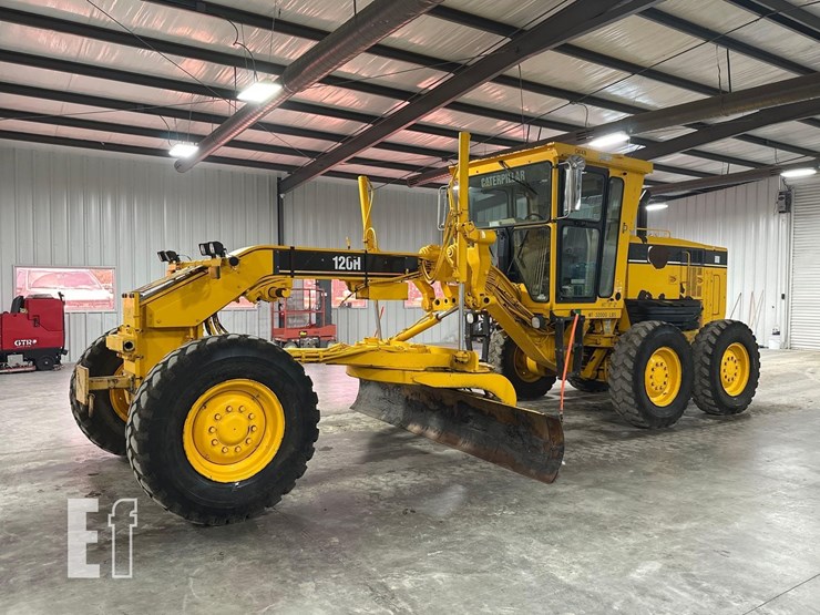 2005-caterpillar-120h-image-1