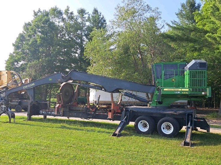 2016-deere-437e-image-2