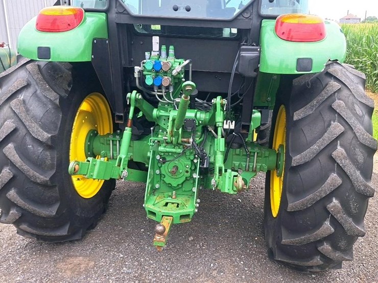 2019-john-deere-5090e-image-39
