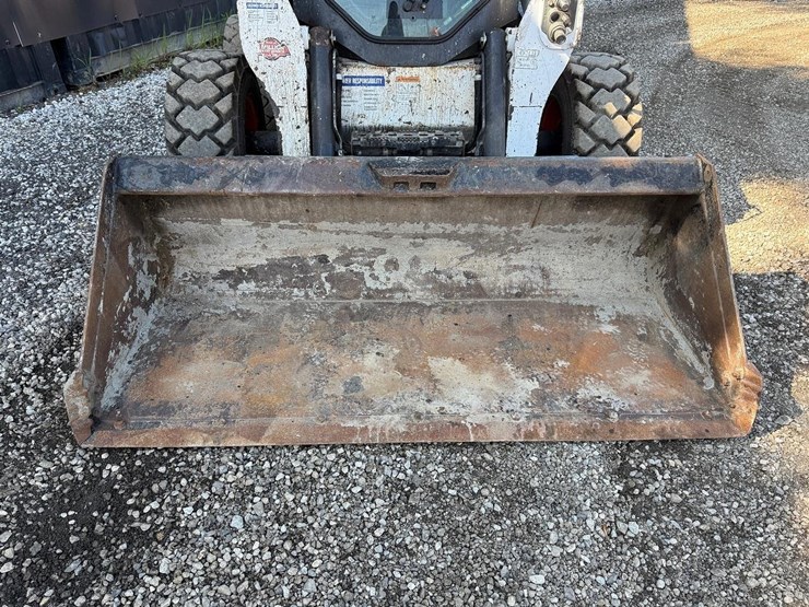 2015-bobcat-s650-image-9