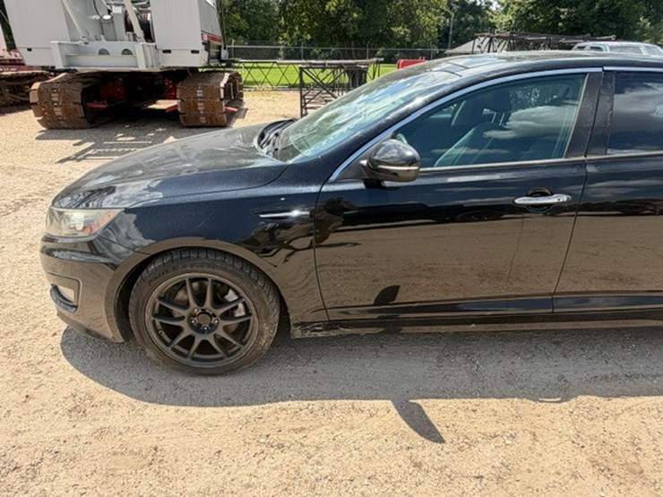 #83572-•-2013-kia-optima-image-13