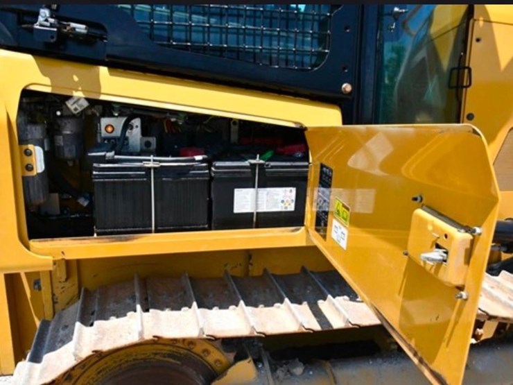 2020-caterpillar-d3k2-xl-image-10