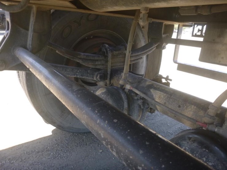2019-western-star-4700sf-image-41