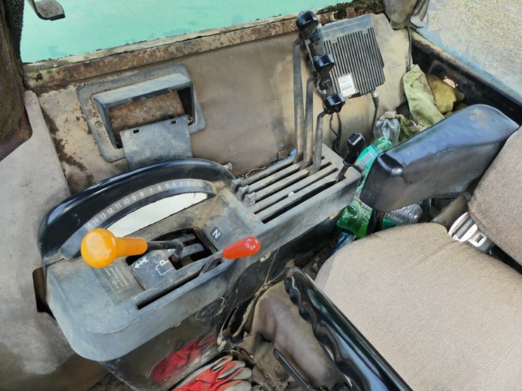 1998-john-deere-4650-image-16