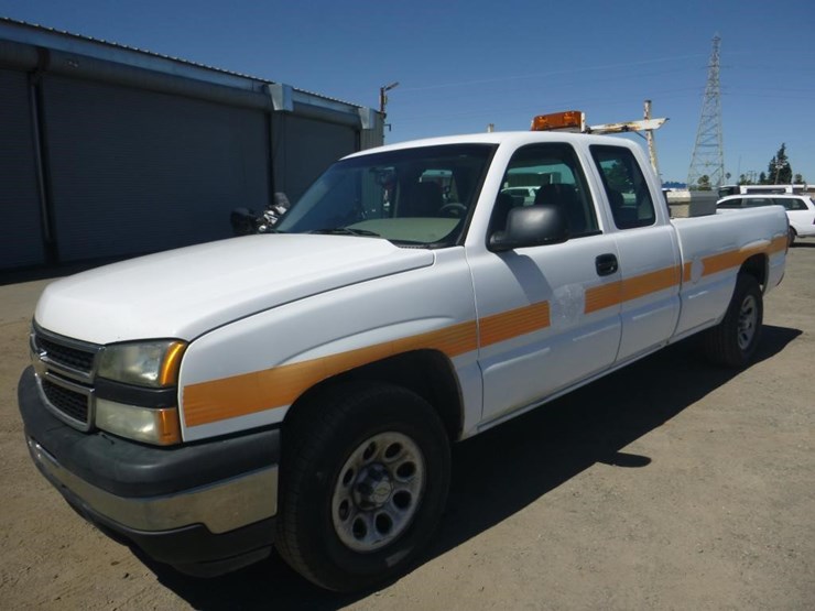2007-chevrolet-1500-image-1