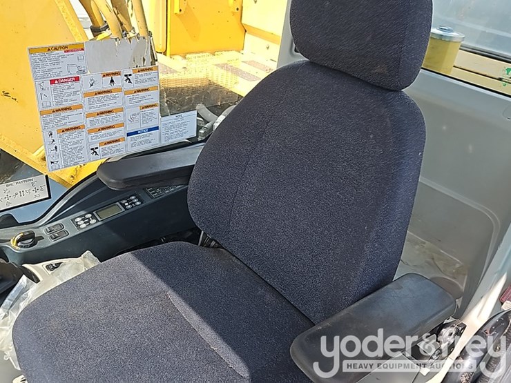 2017-kobelco-sk210-image-35