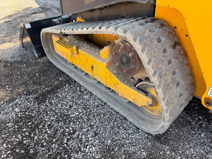 jcb-225t-image-17