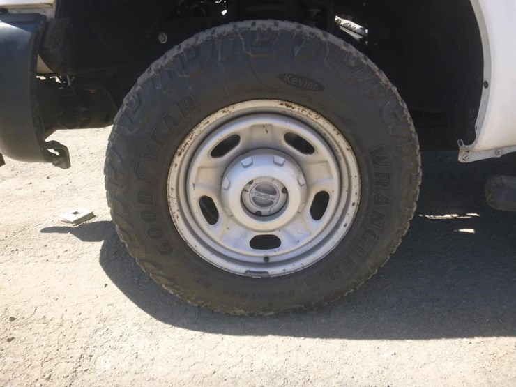 2014-ford-f250-image-16
