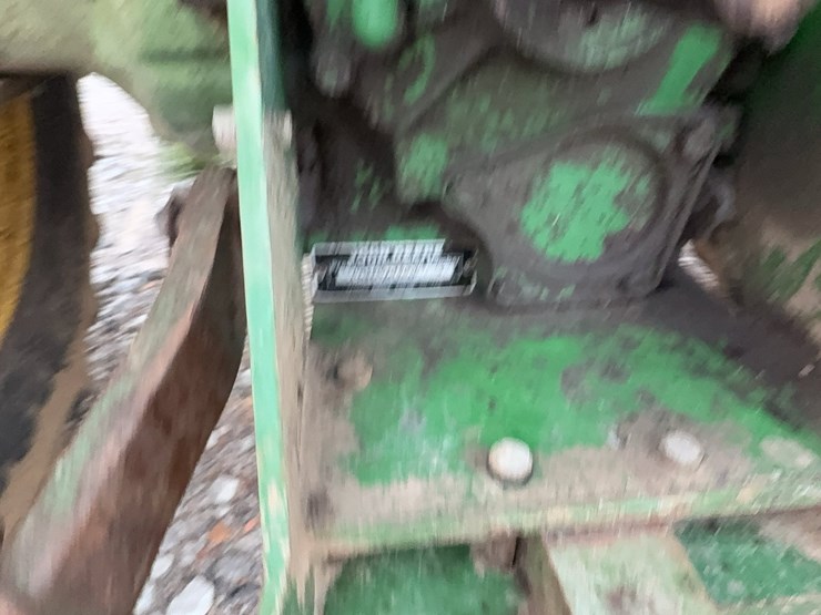 john-deere-1070-image-8
