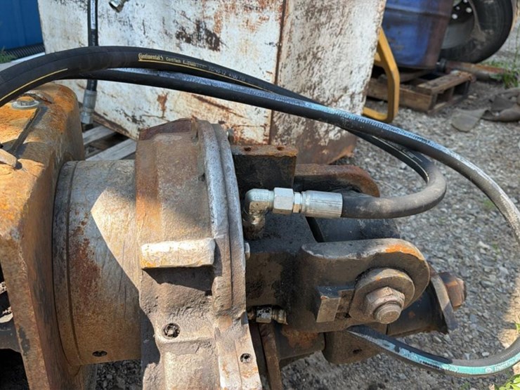 #124-•-rotobec-continuous-grapple-image-8