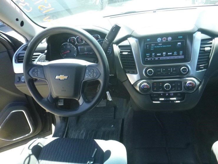 2019-chevrolet-tahoe-image-9
