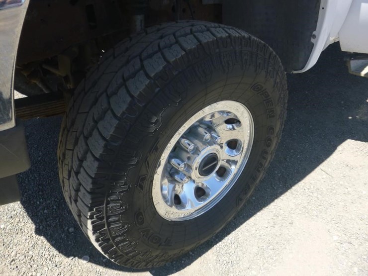2004-ford-f350-image-13