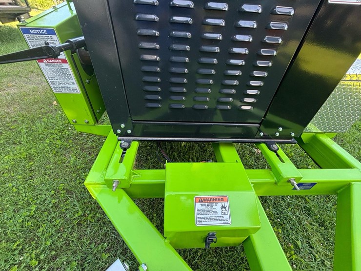 #157-•-2024-vortex-v12-31-towable-brush-chipper-image-50