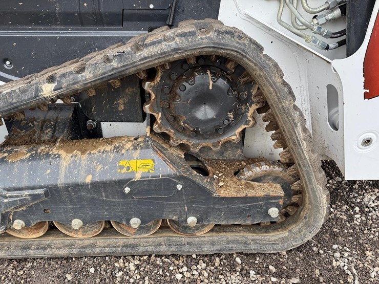 2025-bobcat-t62-image-19