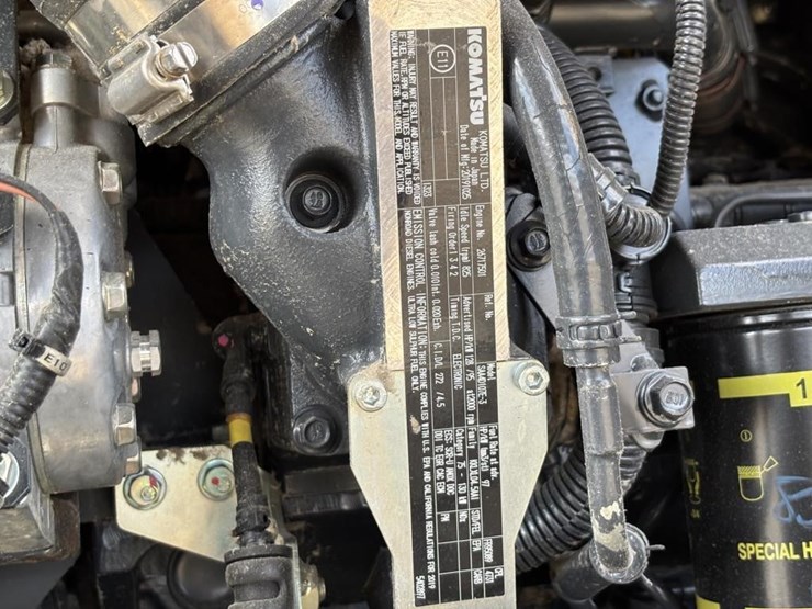 2019-komatsu-wa200-8-image-65