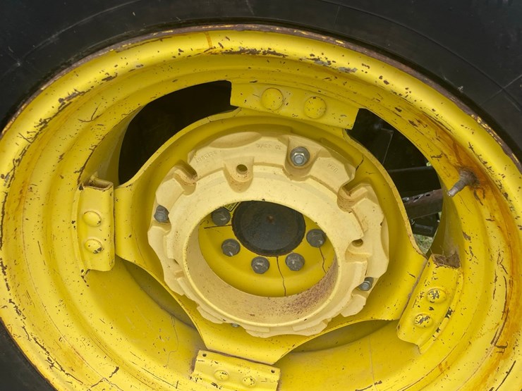 2004-john-deere-5520-image-7