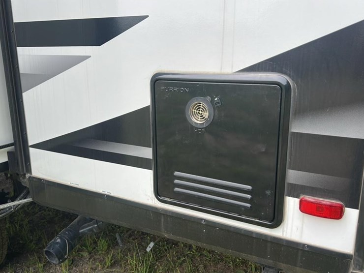 #140-•-2025-grand-design-imagine-xls-22mle-camper-image-34