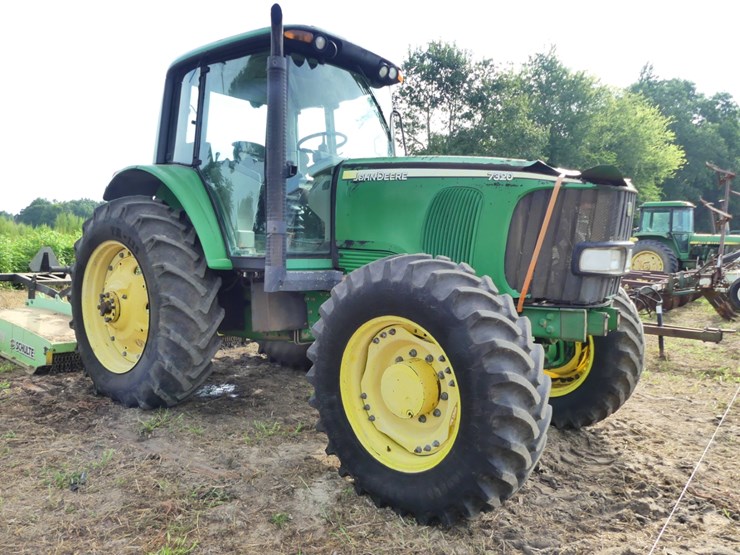 john-deere-7320-image-2