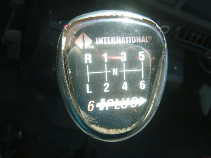 2001-international-4700-image-10