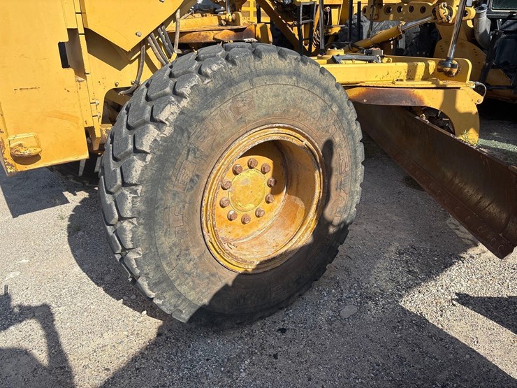 caterpillar-140m-image-12
