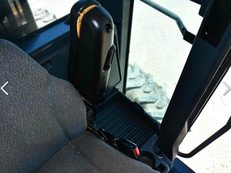 2019-deere-670g-image-10