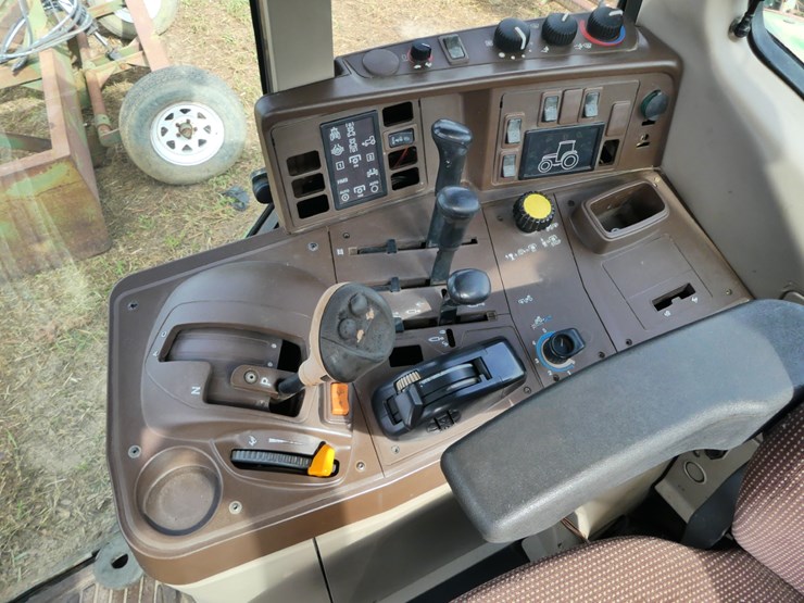 john-deere-7320-image-10