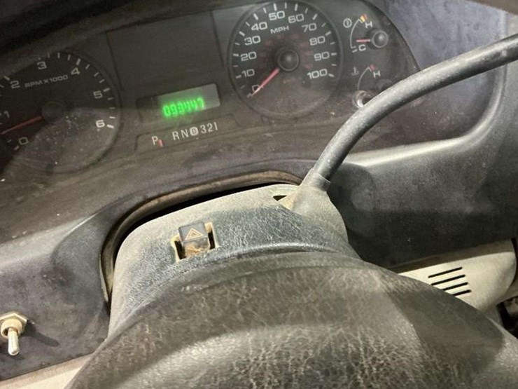 2005-ford-f250-image-13