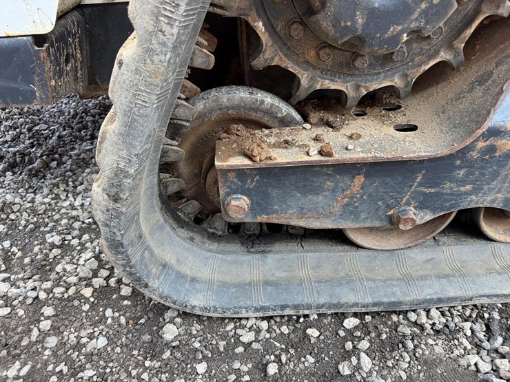 bobcat-t590-image-17