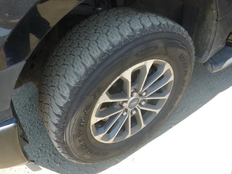 2018-ford-f150-image-13