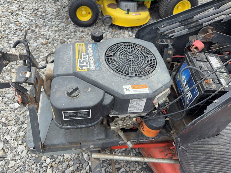kubota-t1670-image-22
