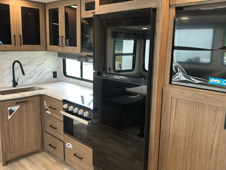 #141-•-2024-alliance-rv-delta-281bh-camper-image-59