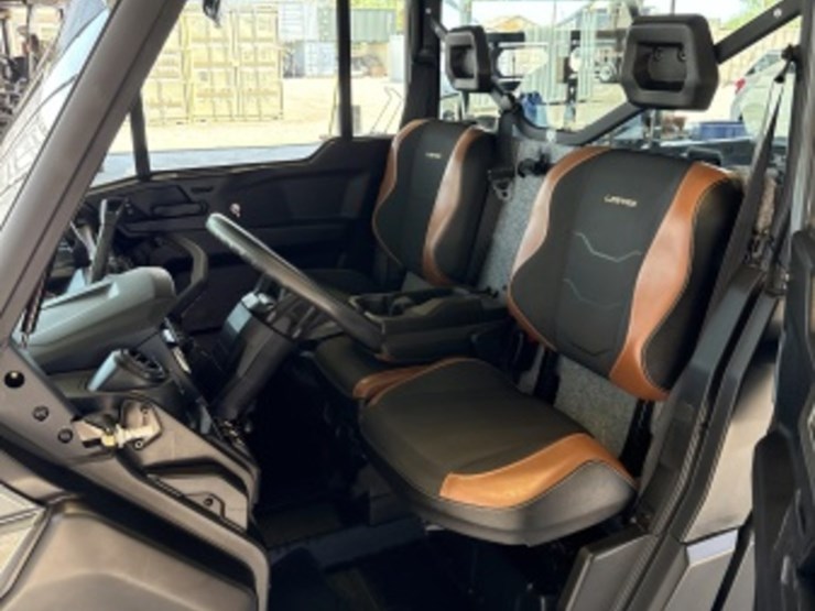 2023-can-am-defender-pro-limited-sxs-image-39