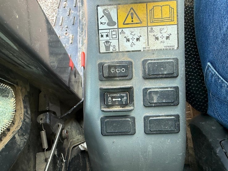 bobcat-e60-image-26
