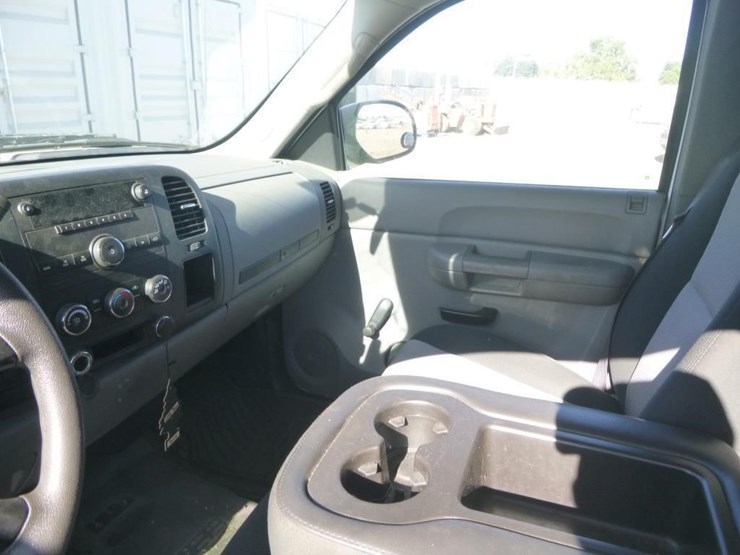 2008-chevrolet-silverado-1500-image-11