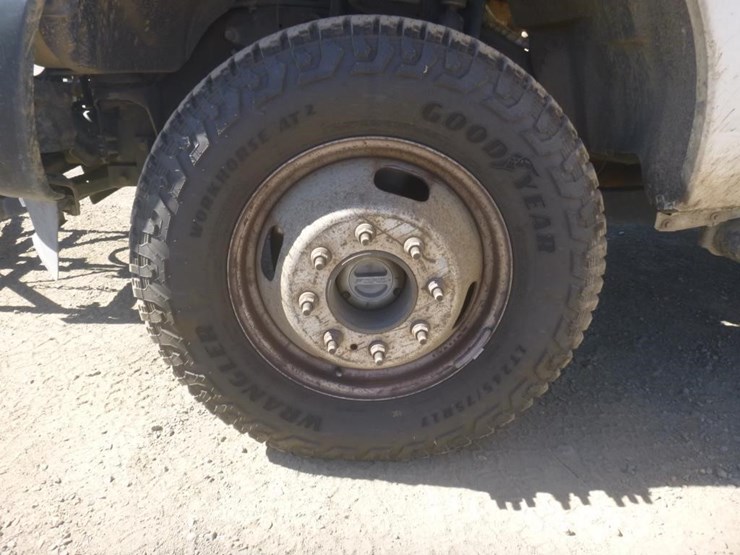 2014-ford-f350-image-19