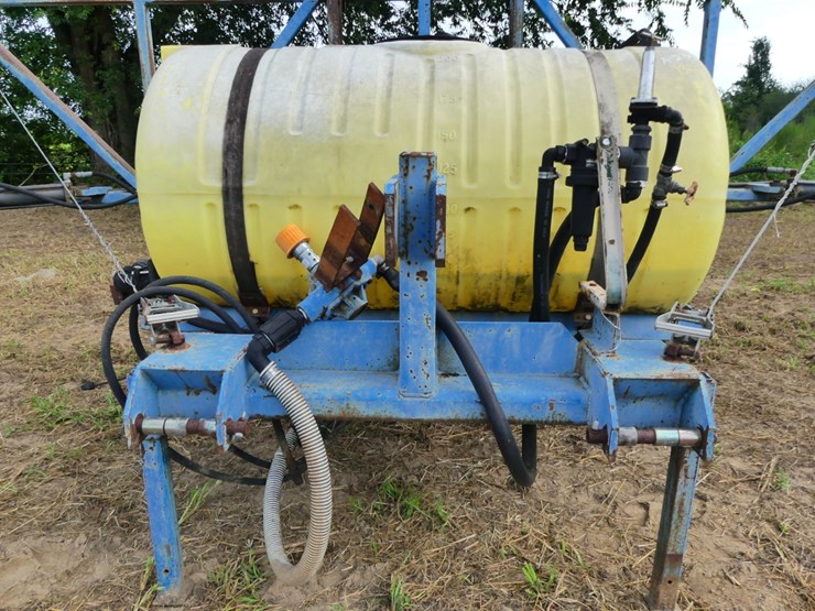 3pt-200-gal-boom-sprayer-image-9