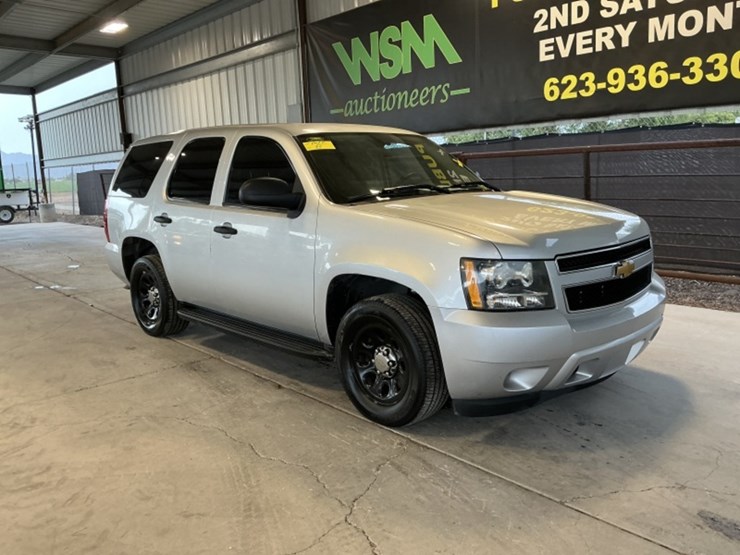 2014-chevrolet-tahoe-image-2