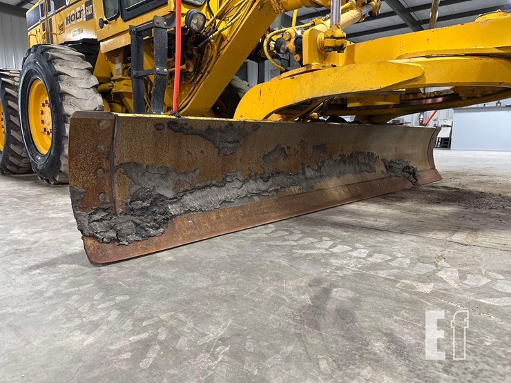 2004-caterpillar-120h-image-11