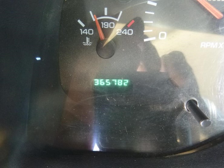 1999-dodge-ram-3500-image-15
