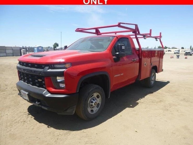 2020-chevrolet-2500-image-1