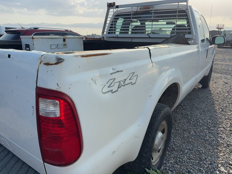 2008-ford-f250-image-14