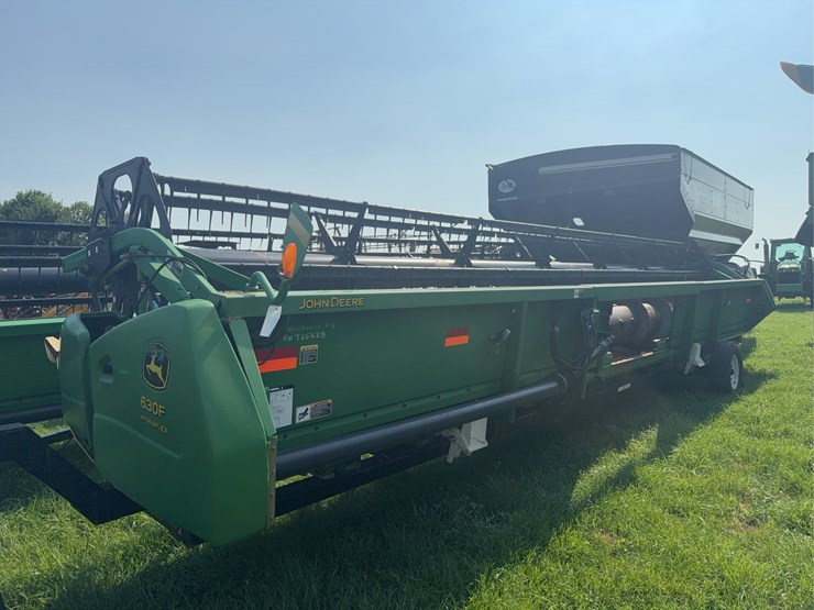 john-deere-630f-image-2