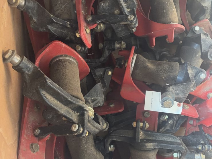 downforce-planter-airbags-(fits-case-ih-planters-image-2