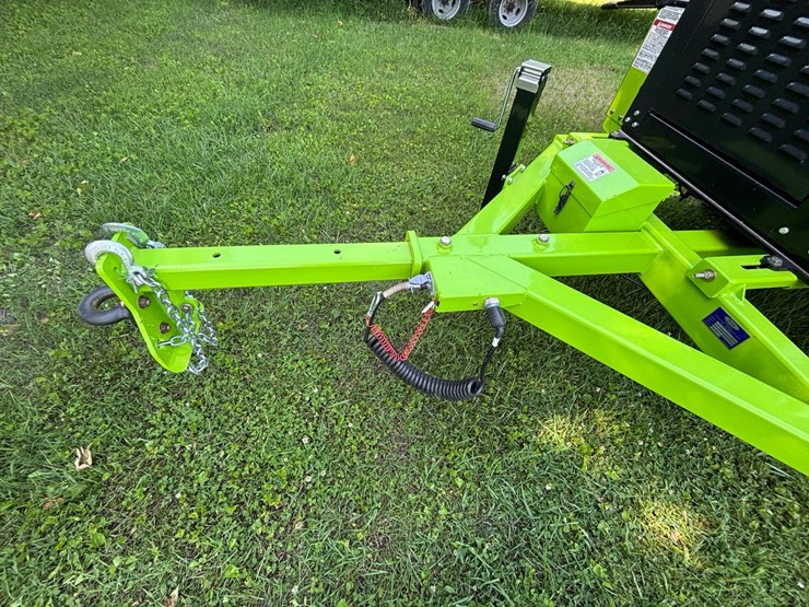 #157-•-2024-vortex-v12-31-towable-brush-chipper-image-56