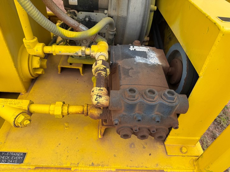 meyer-3k-wp-diesel-powered-4-station-accumulator-closing-unit,-skidded-image-8