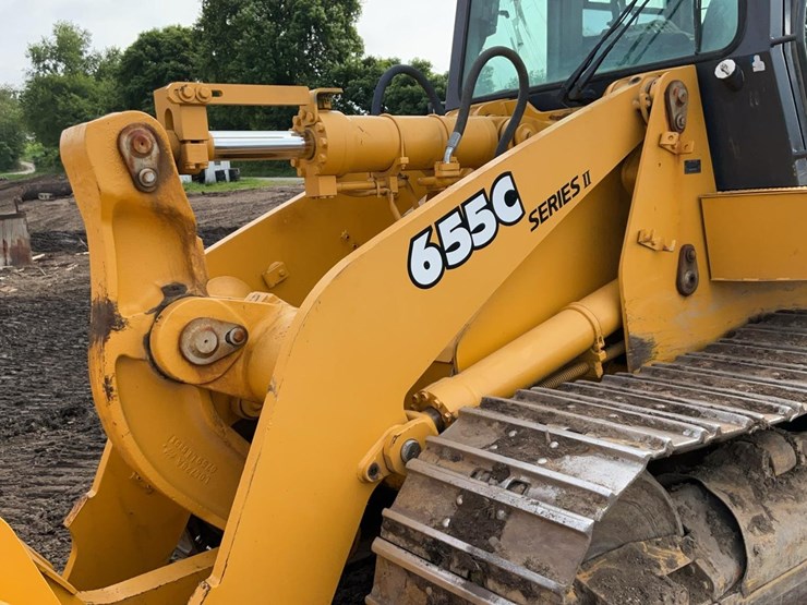 2005-deere-655c-image-36