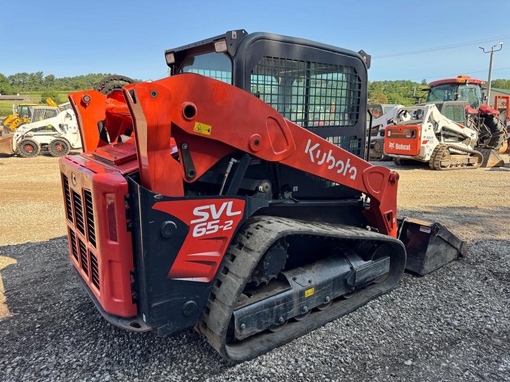 kubota-ssv65-image-6