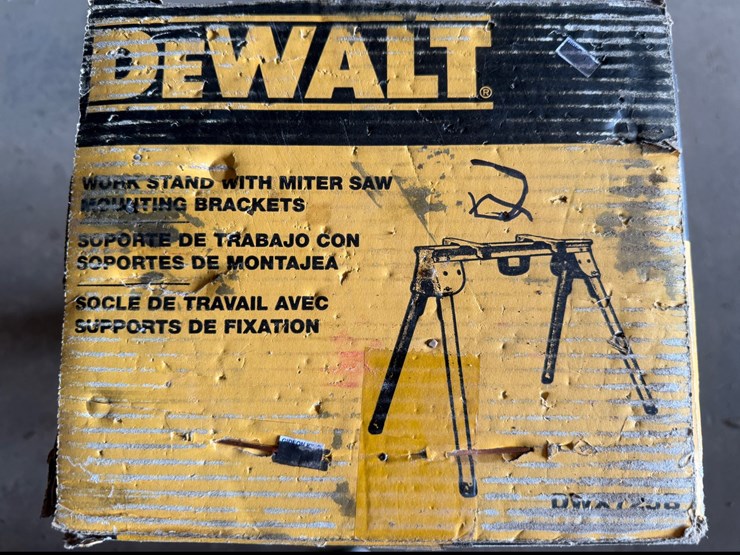#39210-•-work-stand-with-miter-saw-brackets-image-7
