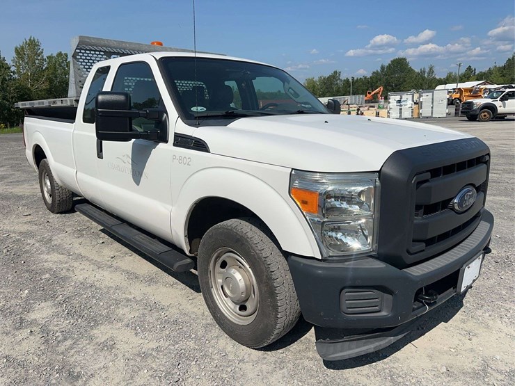 2014-ford-f250-xl-image-3